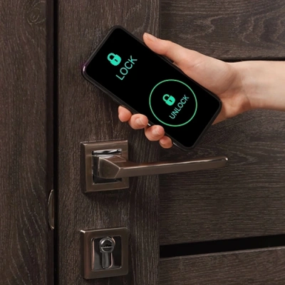 St. Petersburg vivint connected smart lock